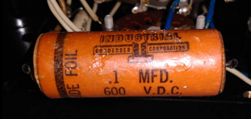 File:Paper and Foil wax-dipped .1 MFD 600 VDC capacitor.png