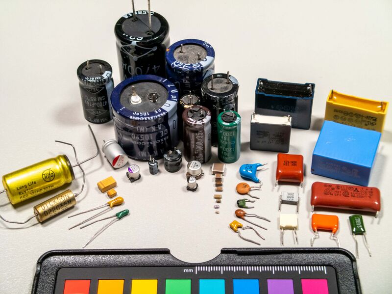 File:Selection of capacitors.jpg